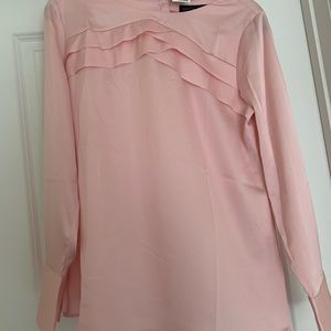 **NWT** Light Pink Banana Republic Blouse. Size M